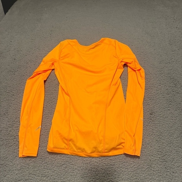 Arc’teryx -Motus Crew LS Women's Size S/P Womens Function Shirt Color Orange - Picture 2 of 9